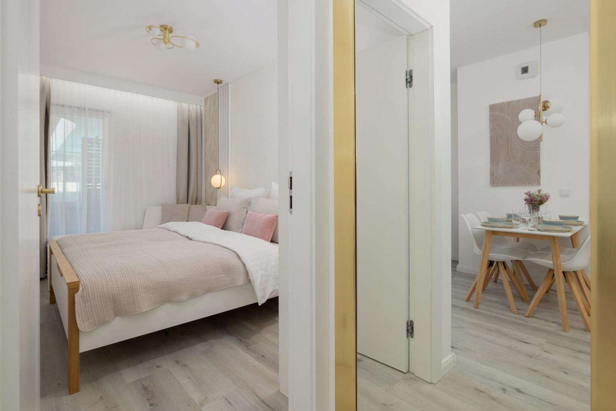 Baltic Waves Resort Apartment A012 Free Parking Miedzyzdroje Esterno foto